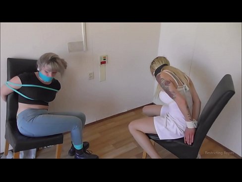 ❤️ Ulikhoboka / ubotshwe kwaye uvale umlomo / intombazana ekubandezelekeni Amanyala aphezulu kwi-xh.hentai-id-tv.ru ❌